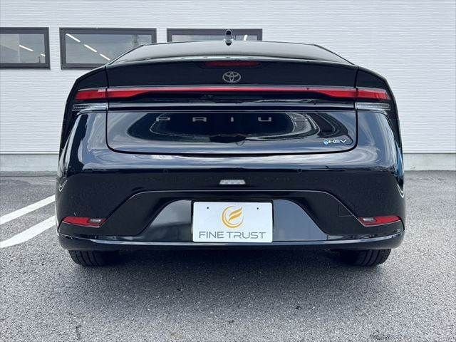 PRIUS 4WD