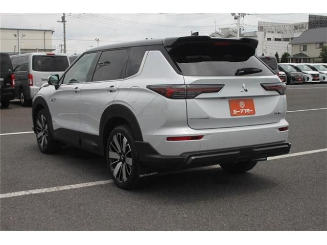 OUTLANDER PHEV