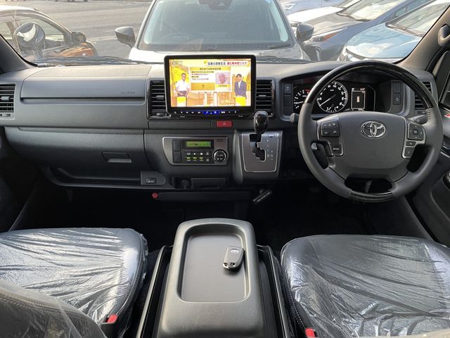 HIACE van 2WD