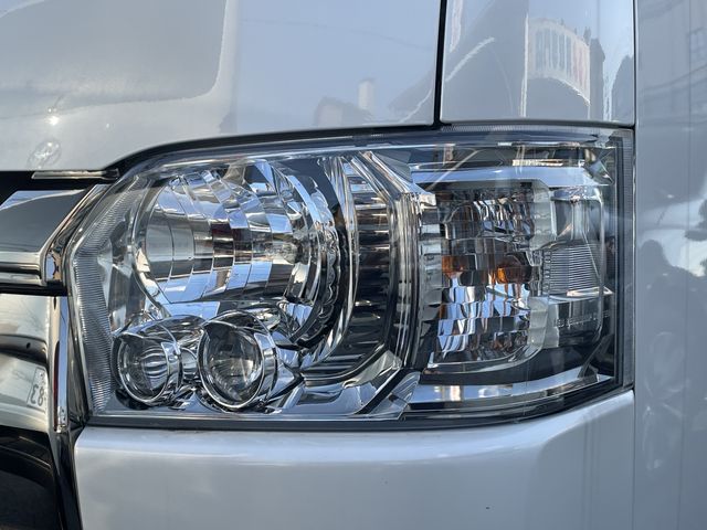 HIACE van 2WD