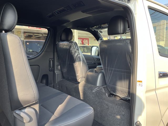 HIACE van 2WD