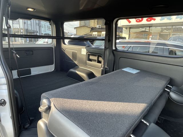 HIACE van 2WD
