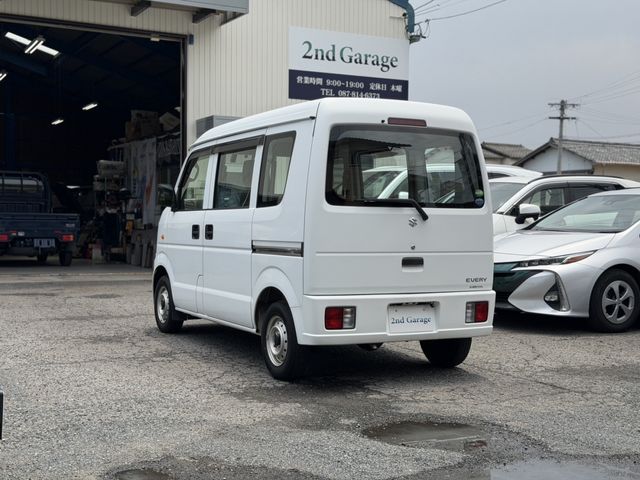 EVERY van 4WD