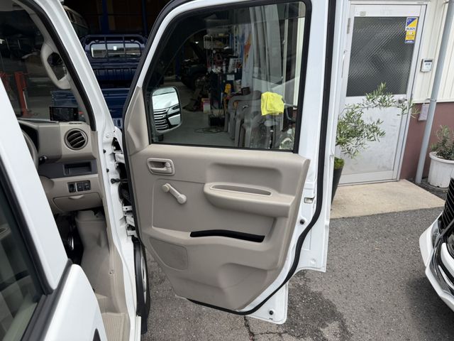EVERY van 4WD