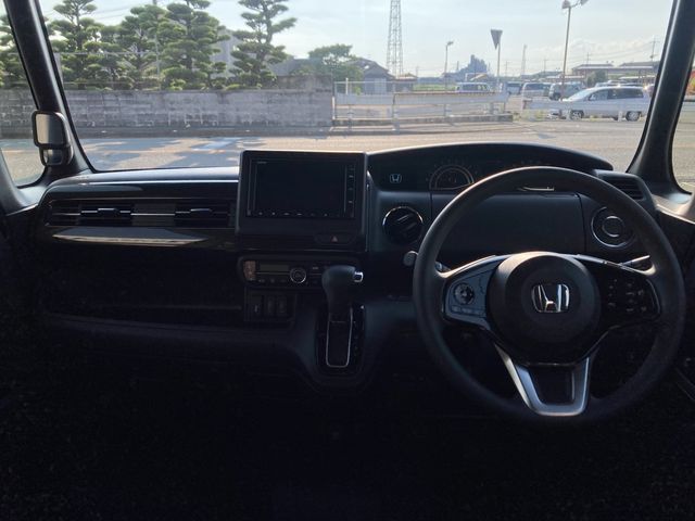 N-BOX CUSTOM