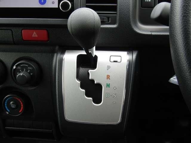 HIACE van 2WD