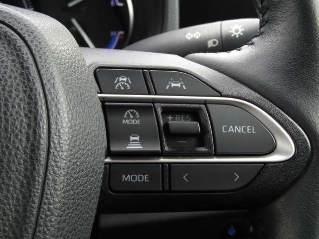 VOXY HYBRID 4WD
