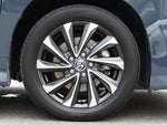 VOXY HYBRID 4WD