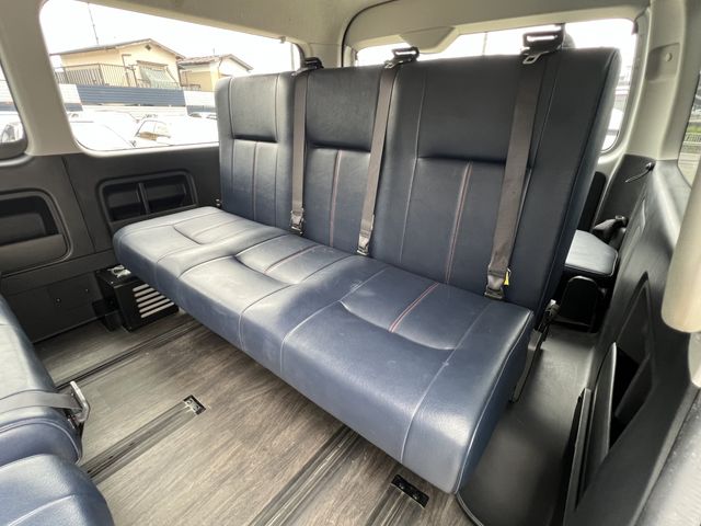 HIACE wagon