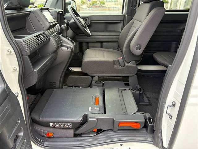 N-VAN 4WD