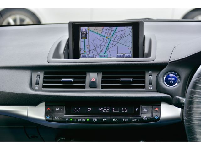 LEXUS CT200h