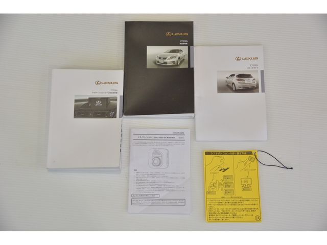 LEXUS CT200h