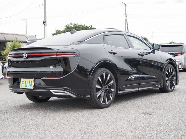 CROWN CROSSOVER