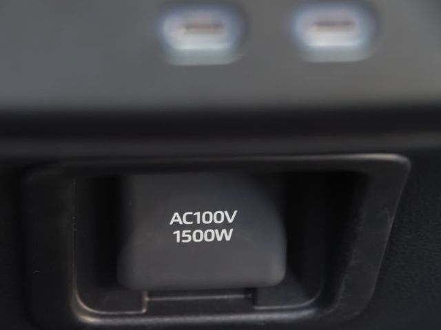 CROWN CROSSOVER