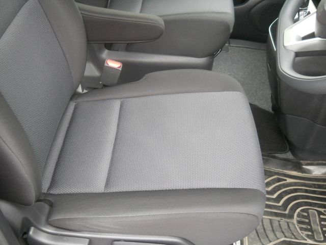 SERENA  S-HYBRID 4WD