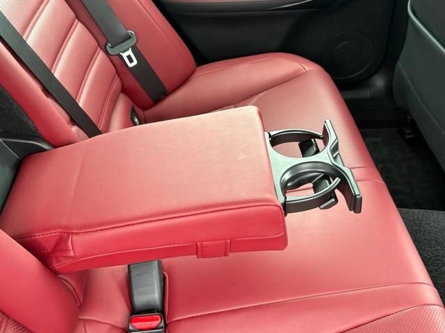 LEXUS IS300h