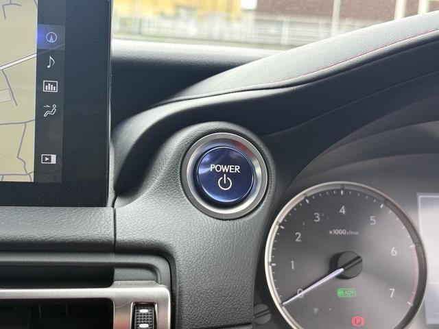 LEXUS IS300h