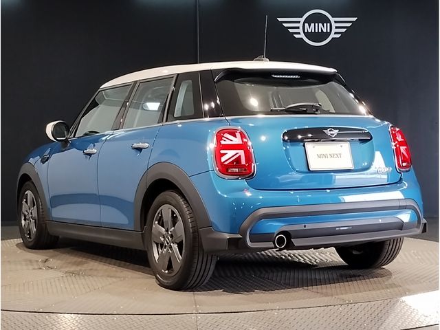 MINI COOPER 5DOOR