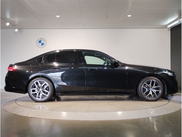 BMW 5series sedan