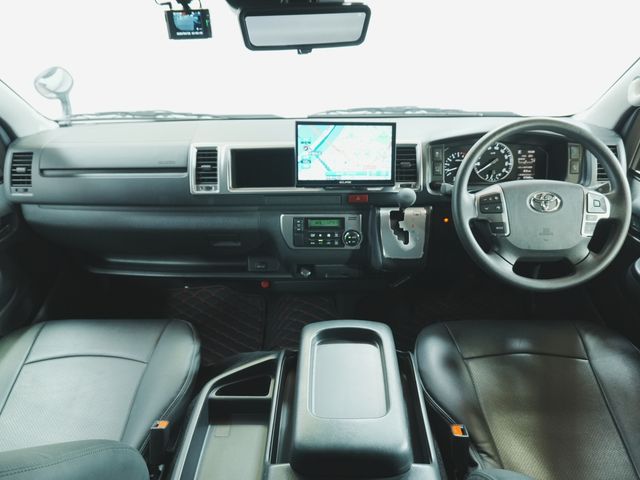 HIACE wagon 4WD