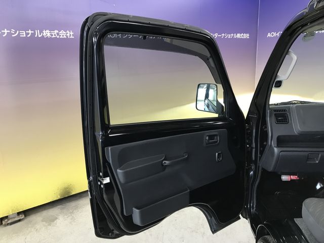 Super CARRY truck 4WD