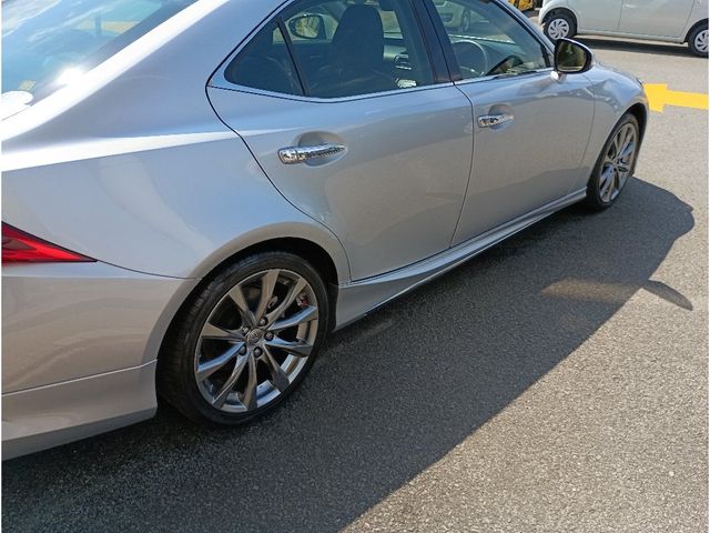 LEXUS IS300h