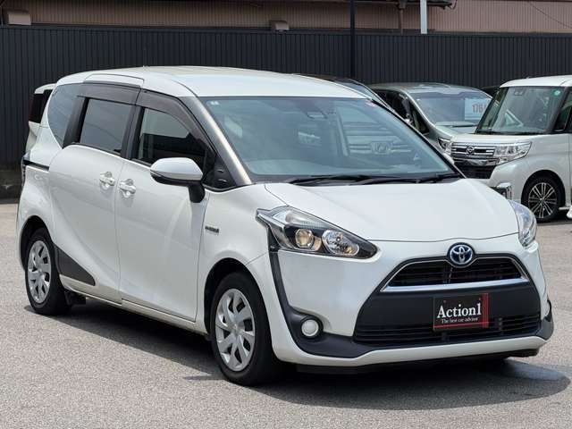 SIENTA HYBRID