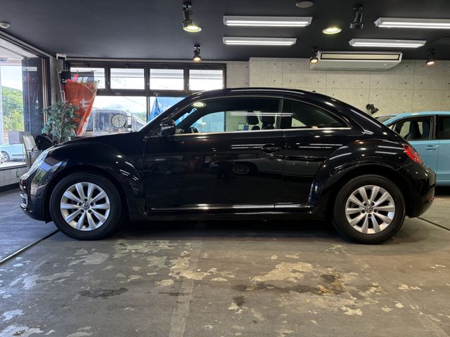 VOLKSWAGEN The BEETLE