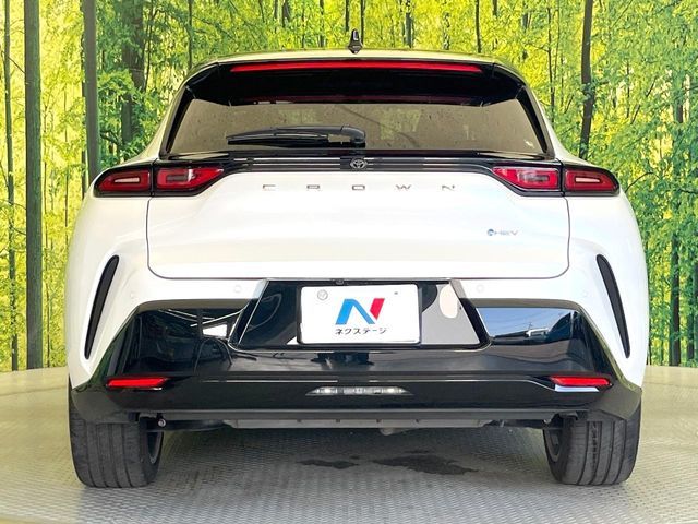 CROWN SPORT