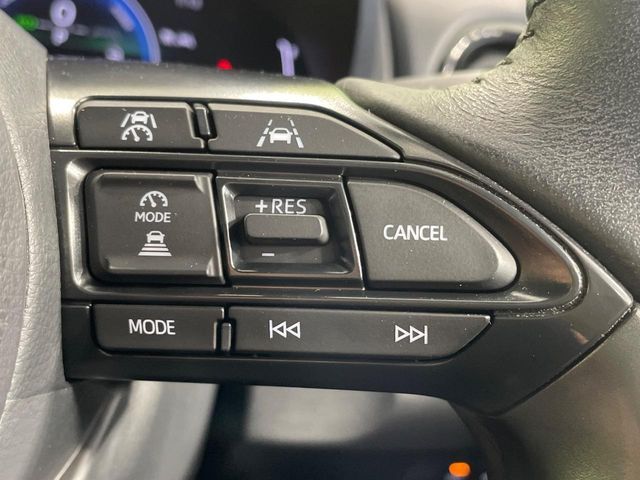 YARIS CROSS HYBRID