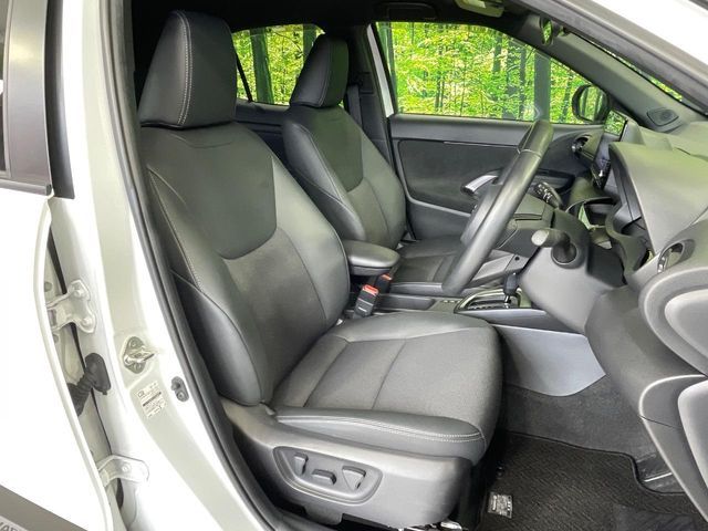 YARIS CROSS HYBRID