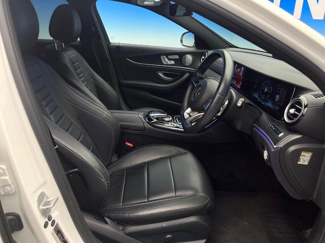 MERCEDES BENZ E class sedan