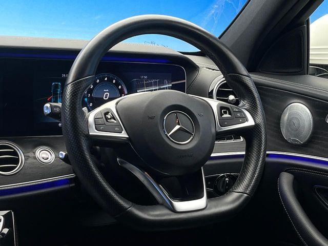 MERCEDES BENZ E class sedan