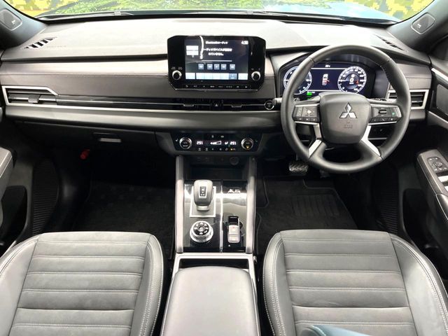 OUTLANDER PHEV