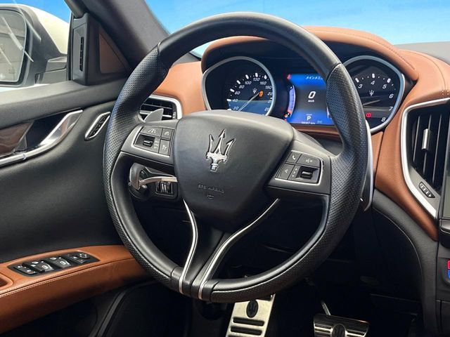 MASERATI GHIBLI Sedan