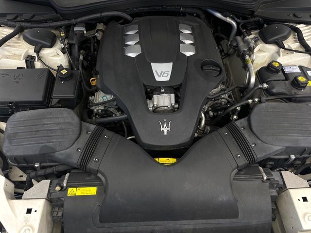 MASERATI GHIBLI Sedan