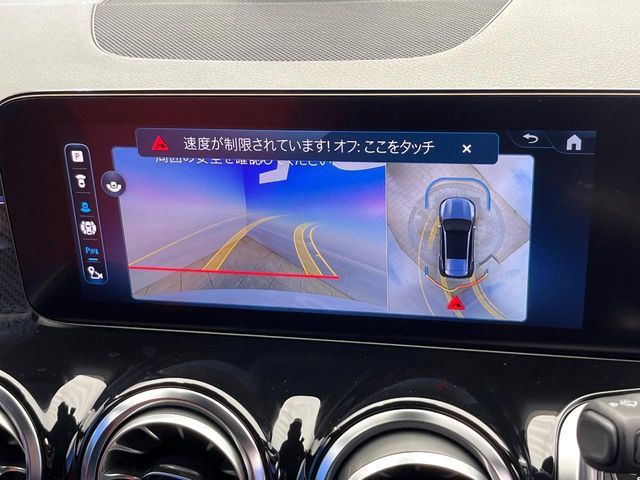 MERCEDES BENZ GLB