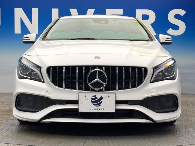 MERCEDES BENZ CLA Shooting Brake