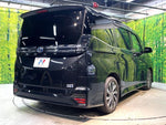 VOXY HYBRID