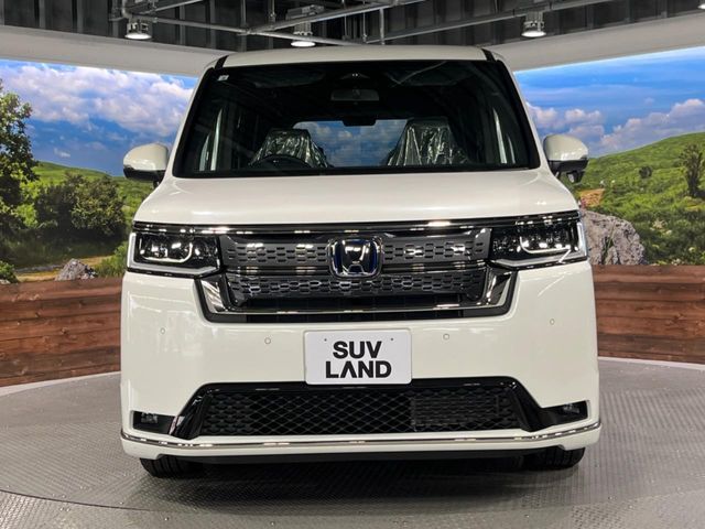 STEPWAGON e:HEV SPADA