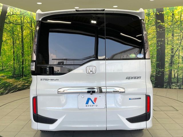 STEPWAGON e:HEV SPADA