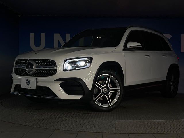 MERCEDES BENZ GLB