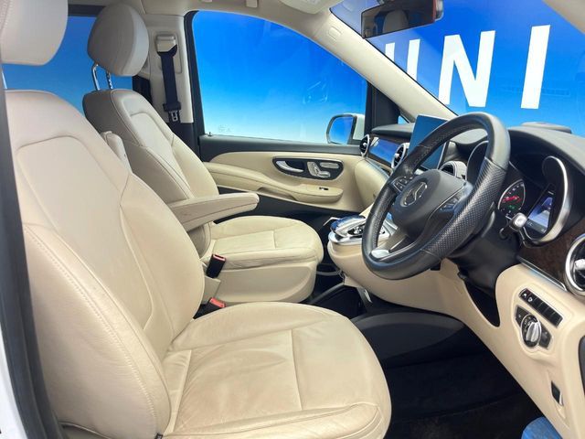 MERCEDES BENZ V class