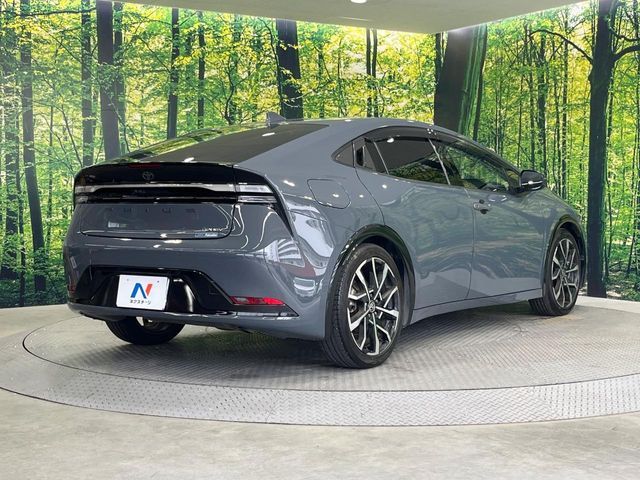 PRIUS PHV