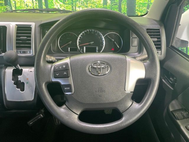 HIACE van 2WD