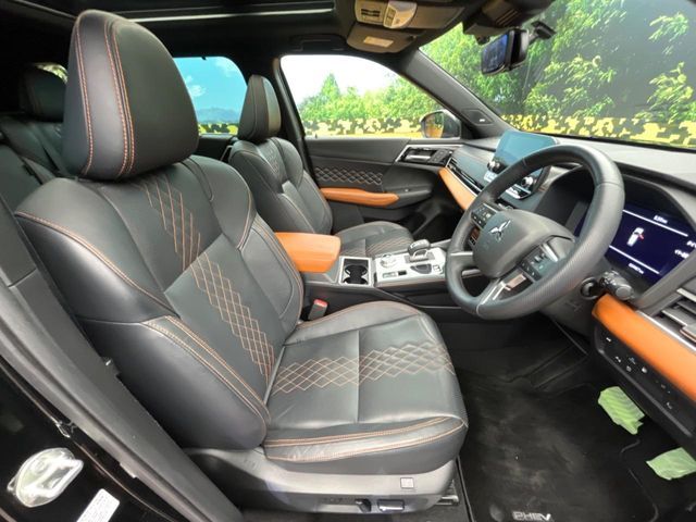 OUTLANDER PHEV