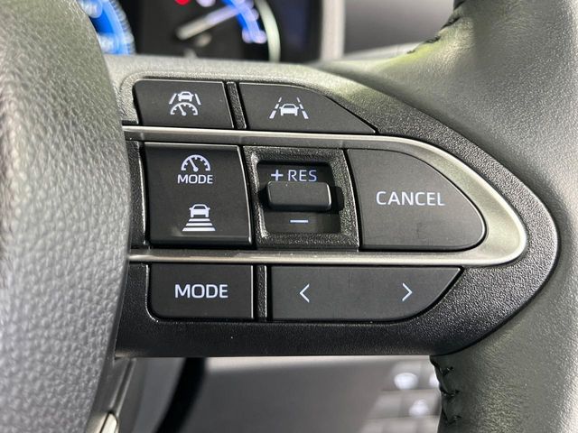 VOXY HYBRID 4WD