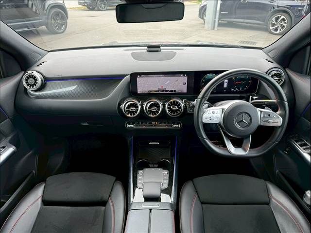 MERCEDES BENZ GLA class