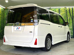 VOXY HYBRID