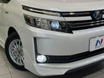 VOXY HYBRID